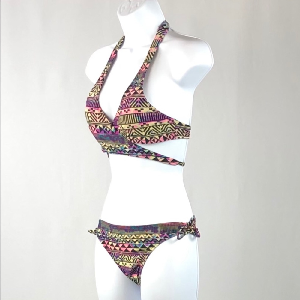 Island Love 2pc Bikini - Picture 3 of 8